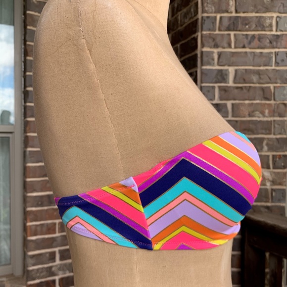 Victoria's Secret Swim Bikini Bandeau Bright Chevron & Gold Top - 34C - Picture 4 of 5